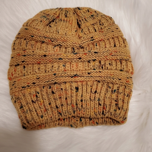 New Colors❗❗Messy Bun Speckled Beanies*Firm Price* - Picture 3 of 4